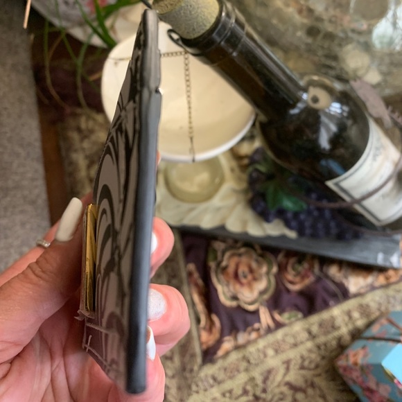 Authentic MOSCHINO Leather Logo card case - Picture 8 of 10